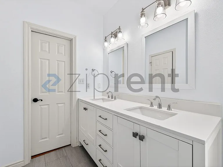7011 Cottonwood Cir — Photo 20