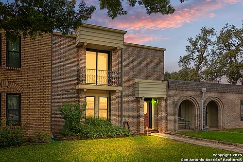 162 Amistad Blvd Photo 1