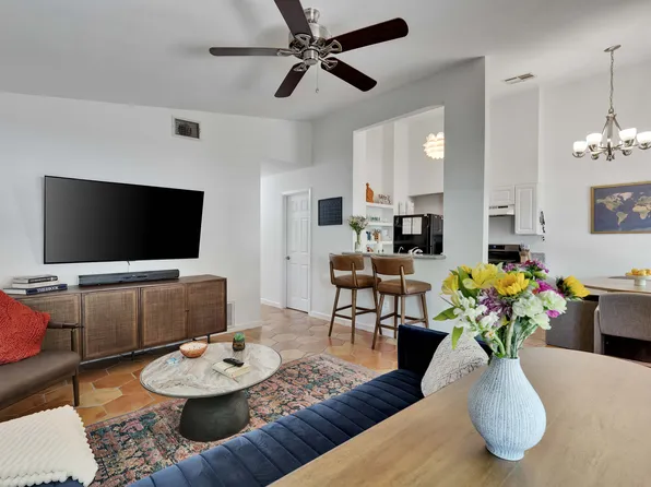 208 Flournoy Dr #A, Austin, TX 78745