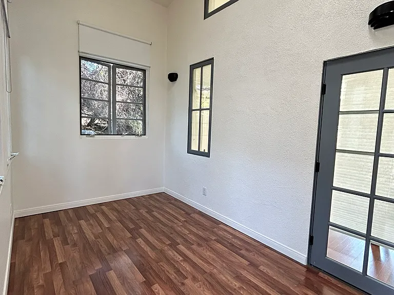 388A Orpheus Ave — Photo 7