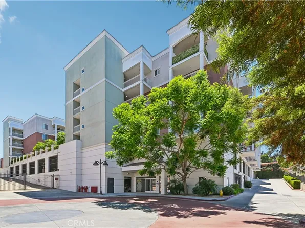 3740 Santa Rosalia Dr #402, Los Angeles, CA 90008