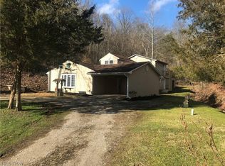 1945 Winding Rd, Parkersburg, WV 26104