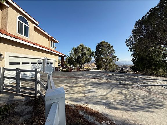 5th image of 32080 Avenida Donari