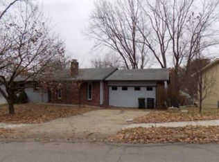 2564 Ousdahl Rd, Lawrence, KS 66046