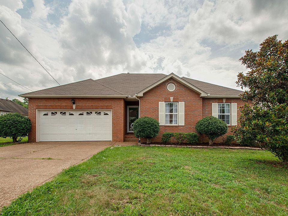 1st image of 3405 Chateau Valley Ln