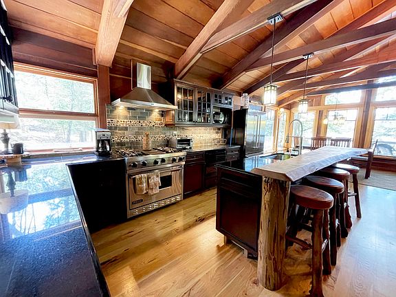 4th image of 41 Sugar Hill Way