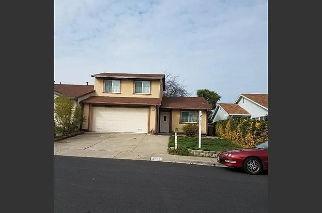 3508 Desanie Cir photo 1