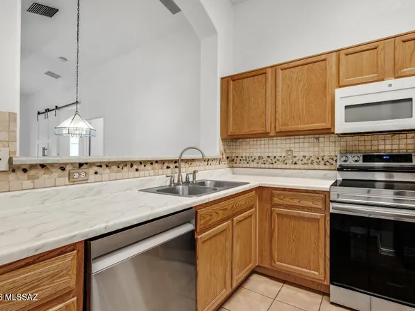 5329 N Crowley Ln, Tucson, AZ 85705