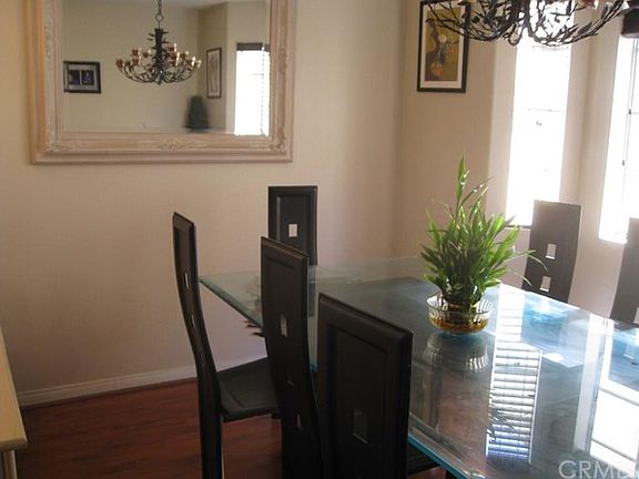 4th image of 505 E Live Oak St APT C
