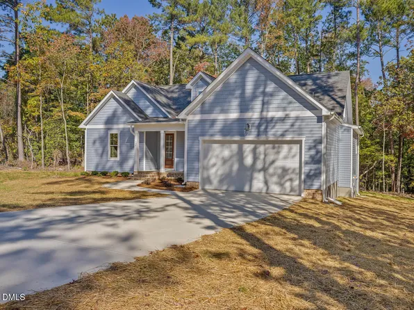 2975 Carolina Way, Sanford, NC 27332