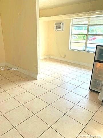 1st image of 1437 NE 56th St #2