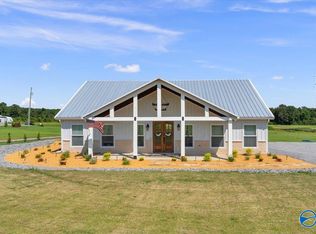 518 Main St N, Section, AL 35771