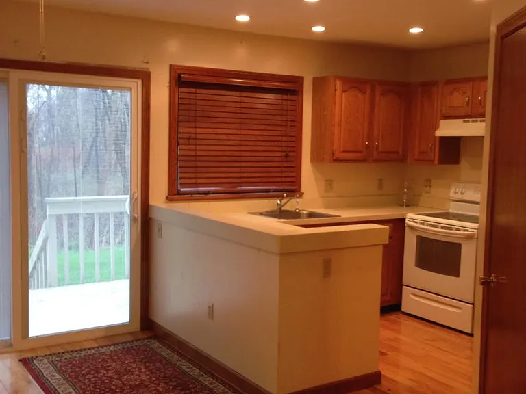 203 New State Rd #E — Photo 5