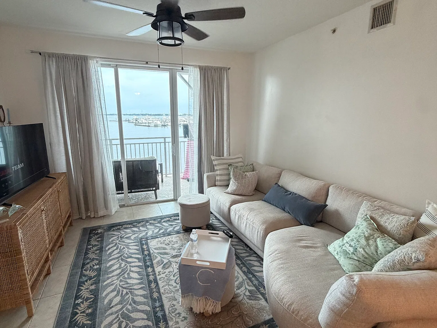 2 bed, 1089 sqft, $2,650 — Photo 4