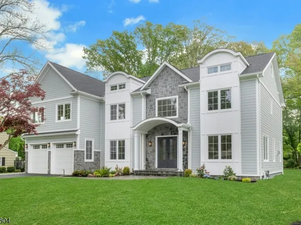 18 Lincoln Ave, Florham Park, NJ 07932
