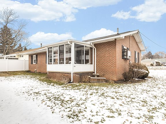3 season sun room