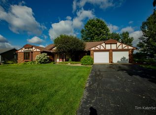 6836 Bliss Ct SW, Grandville, MI 49418