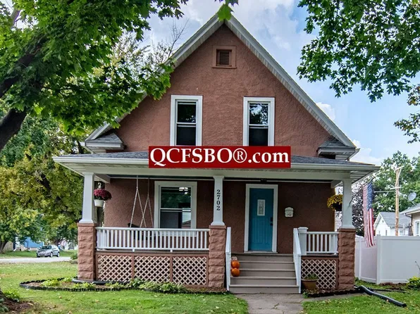 2702 Arlington Ave, Davenport, IA 52803