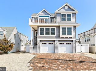 15 W Oceanview Dr, Long Beach Township, NJ 08008