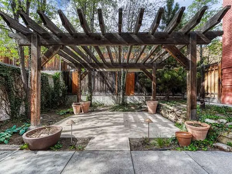 777 N Williams St — Photo 62
