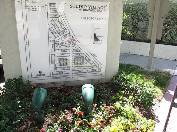 2nd image of 11732 Moorpark St APT F