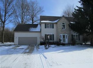170 Pembridge Ct, Sheffield Lake, OH 44054