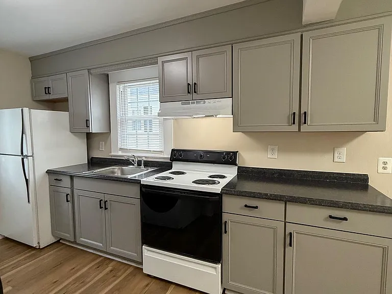920 Northside Dr — Photo 8