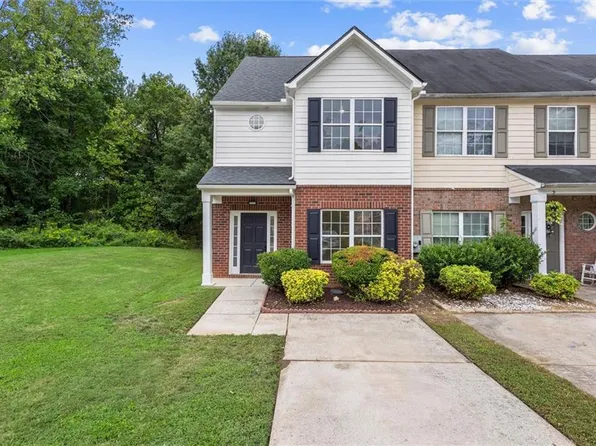 268 Brookview Dr, Riverdale, GA 30274