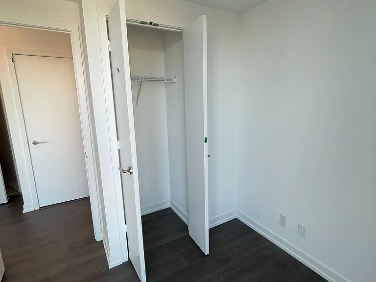 203 College St #2508 — Photo 30