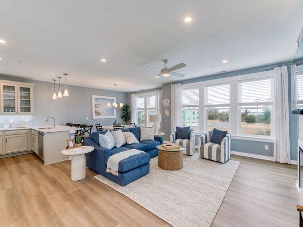 1703 Paget Rd UNIT 403