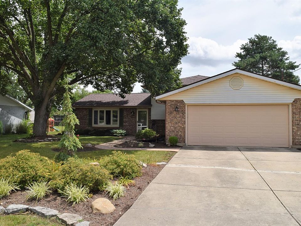 1st image of 6348 Robert E Lee Dr