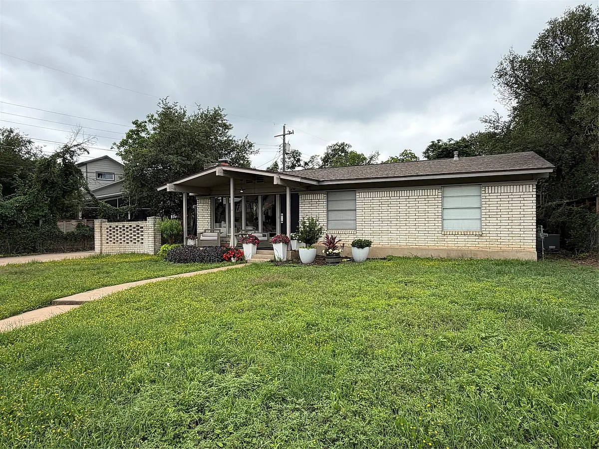 Building Photo - 4006 Bull Creek Rd #A
