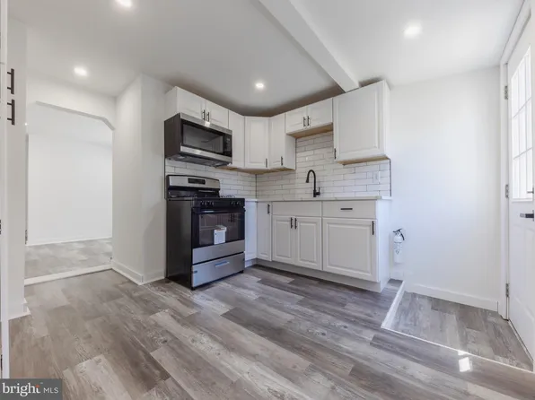 302 Morris St, Gloucester City, NJ 08030