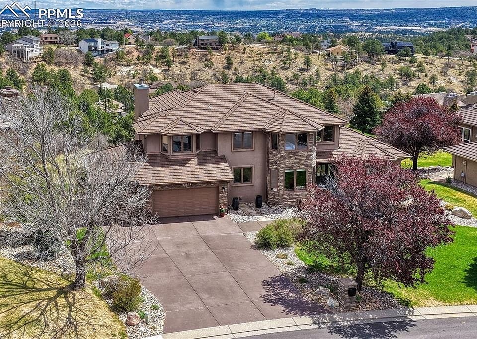 1st image of 2255 Oak Hills Dr