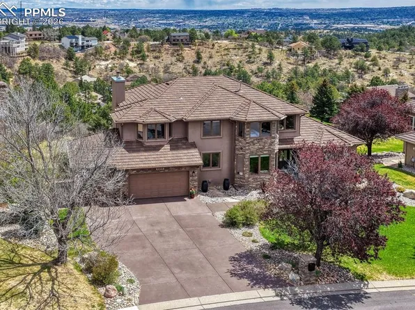 2255 Oak Hills Dr, Colorado Springs, CO 80919