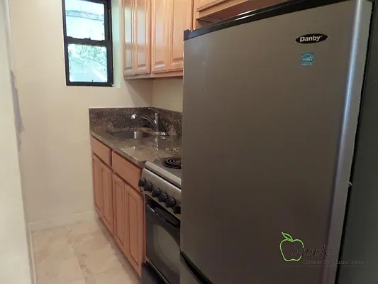 Rented by Bapple | media 17