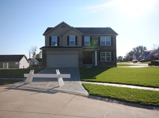 2 Liberty Grove Ct, Wentzville, MO 63385