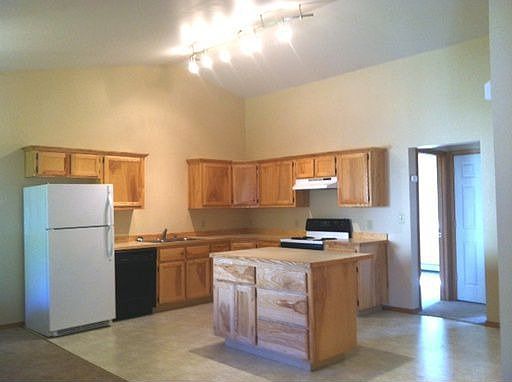 2nd image of 2050 S 14th St W APT 3