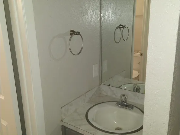 6406 27th St, Lubbock, TX 79407