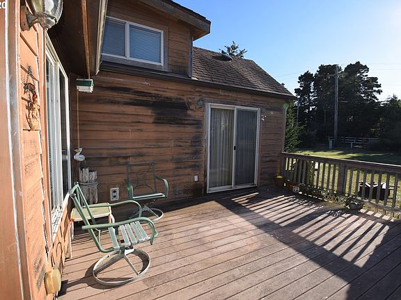 5th image of 53877 Beach Loop Rd #2