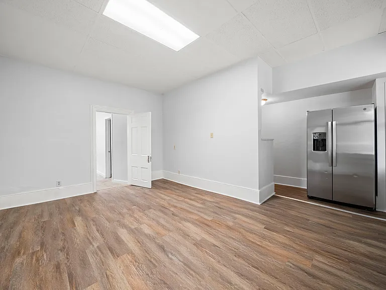 64 W Winter St #4 — Photo 6