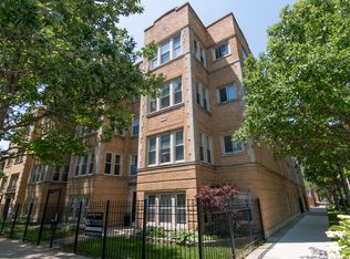 4056 N Sacramento Ave APT 2, Chicago, IL 60618