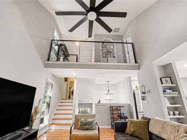 1016 Creatwood Cir SE, Smyrna, GA 30080