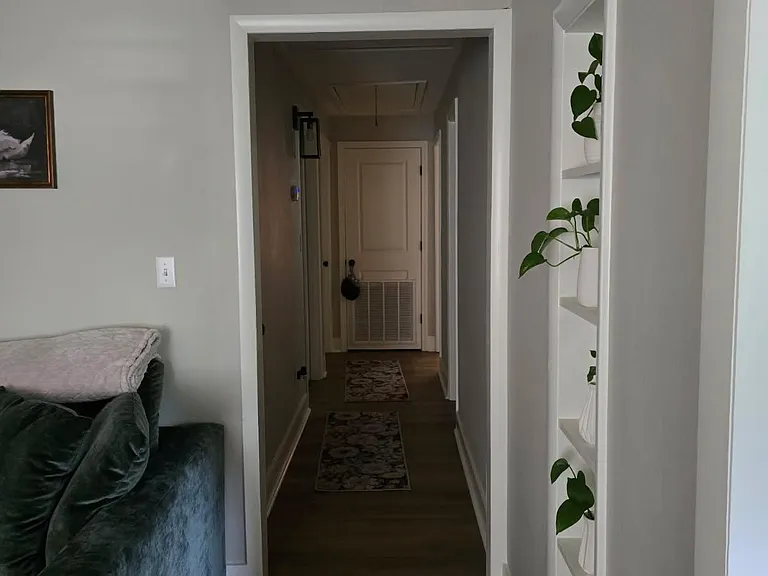 609 N Griffin St — Photo 2