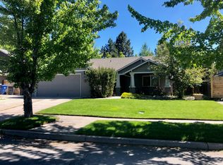 19961 Powers Rd, Bend, OR 97702