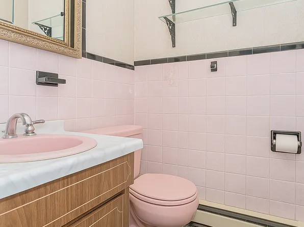 438 73rd Street image 16 of 34