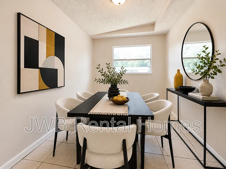 7549 Sharbeth Dr S — Photo 5