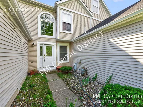 145 Killarney Dr, Niskayuna, NY 12309
