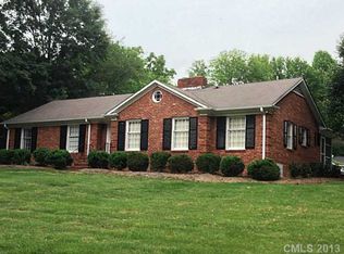 2100 Sagamore Rd, Charlotte, NC 28209