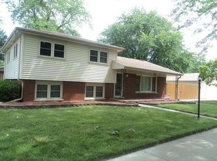 15861 State St, South Holland, IL 60473